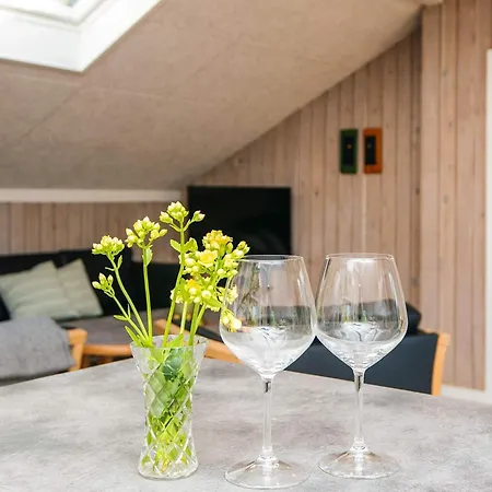 Three-bedroom In Toftlund 27 *