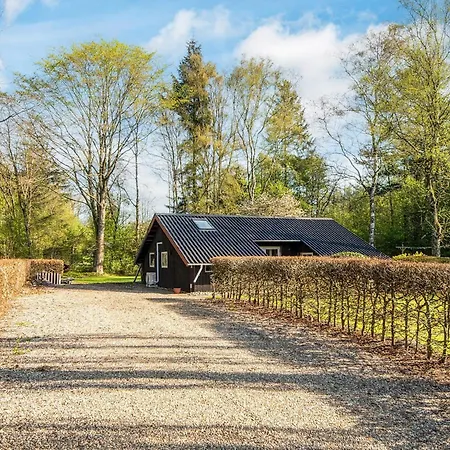Three-bedroom In Toftlund 27 *