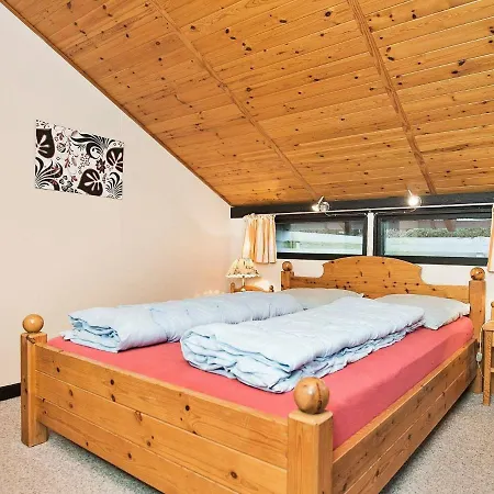 Holiday home Three-bedroom In Toftlund 27 Arrild